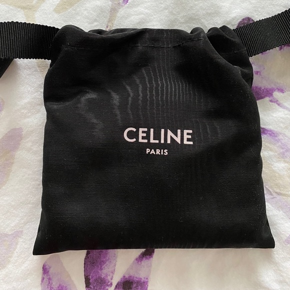 CELINE | SMALL STRAP WALLET IN BICOLOUR GRAINED CALFSKIN POWDER/CREAM - Picture 11 of 13